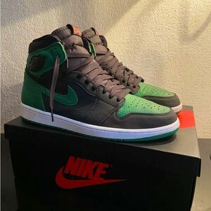 Jordan 1 Retro High Pine Green Black